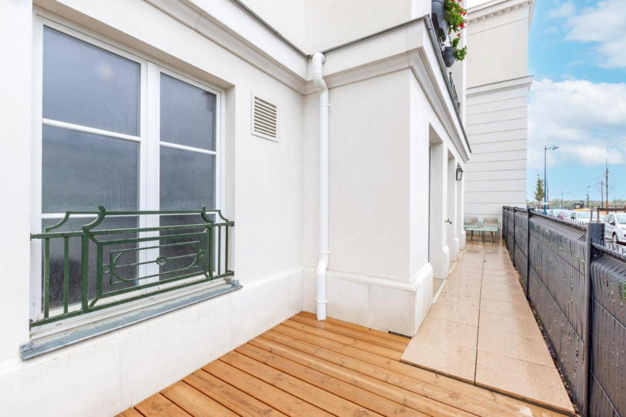 Le Jade By Plaza Apartman Serris Kültér fotó
